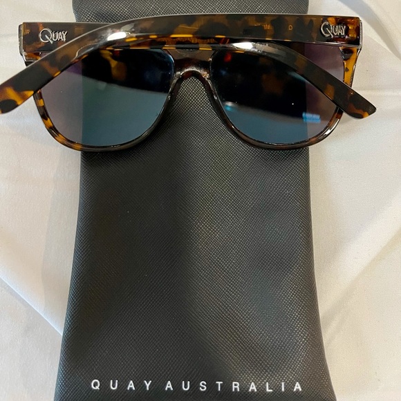 QUAY SUNGLASS - Picture 3 of 4